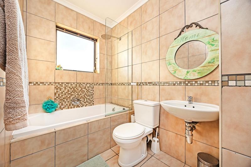3 Bedroom Property for Sale in Brackenfell South Western Cape